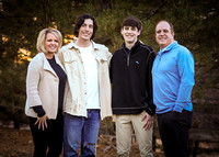 143-Jones-Family-Photos-12.11.22-by-Jay-Weise-A-hicc-5x7