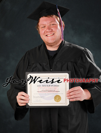 140-IECRM Graduation 2021-Austin Z-by-Jay-Weise