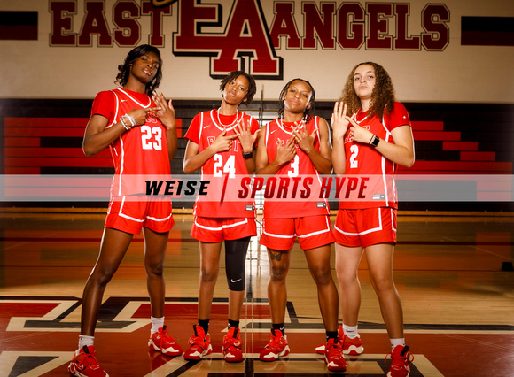 473-East-Girls-Basketball-VARSITY-TEAM-SMALL-GOUPS-by-Jay-Weise-12.5.23-LoSM