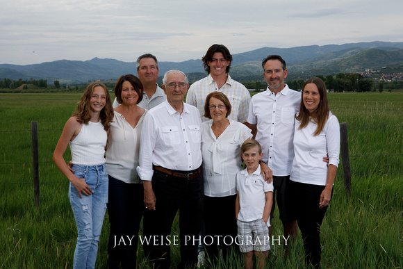 1558- Plummer Family Steamboat-by-Jay-Weise-June2021-loProofs